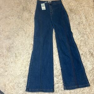 Revice Los Angeles Rollergirl Flare size 29 NWT jeans